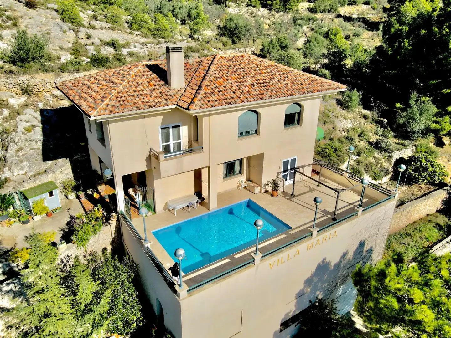Vista exterior de Finca rústica en venda en Cocentaina amb Calefacció, Jardí privat i Parquet