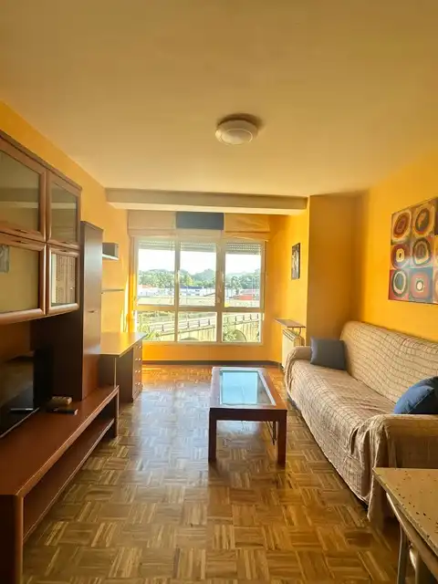 Apartamento de alquiler en Calle la Fontana, 11, Pravia