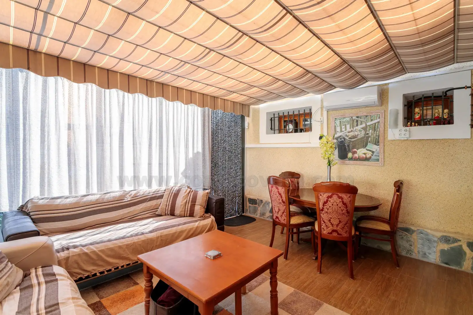 Sala d'estar de Casa adosada en venda en Aigües amb Aire condicionat, Terrassa i Traster