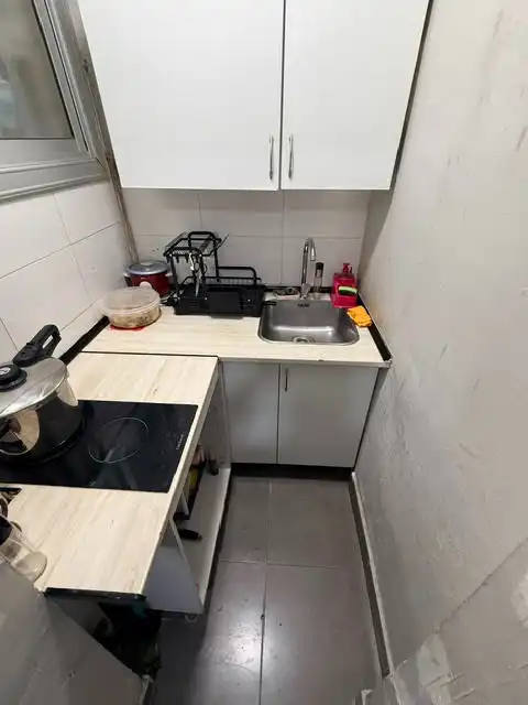 Cuina de Estudi en venda en L'Hospitalet de Llobregat amb Aire condicionat