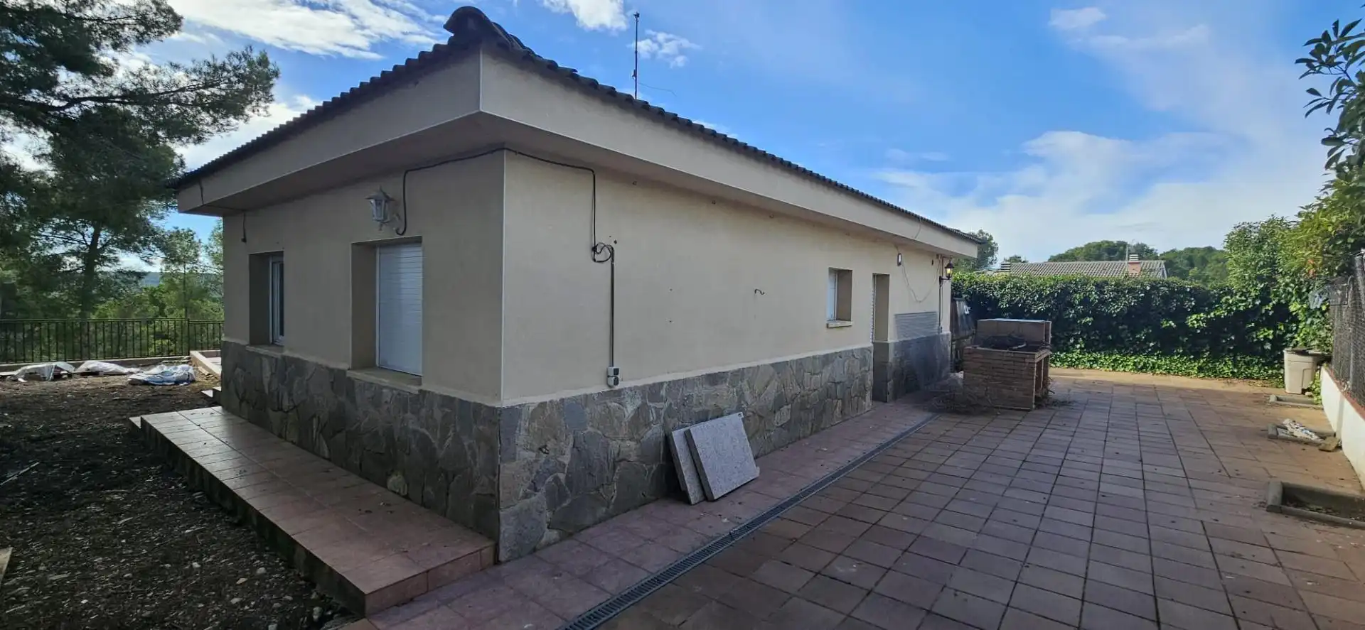 Exterior view of Houses for sale in Torrelavit