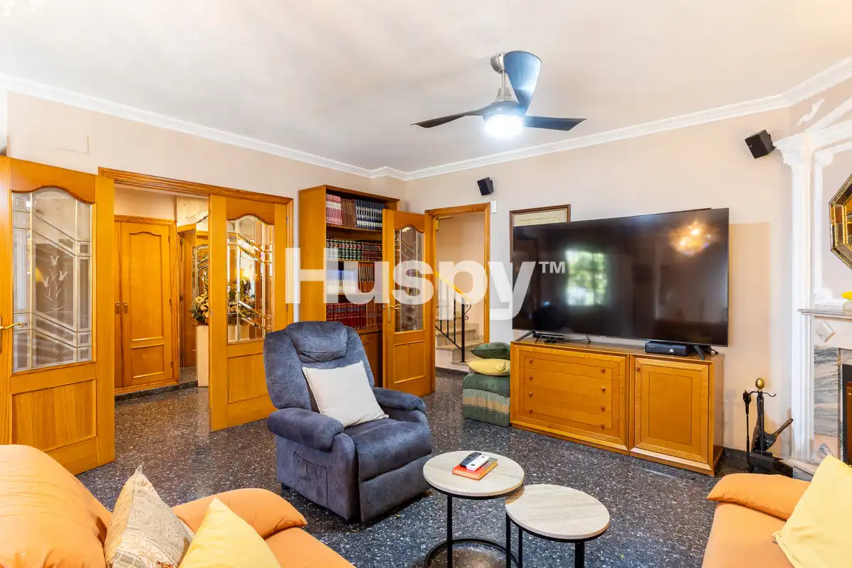 Casa pareada con balcón en venta en Carrer de Sedaví, imagen 4