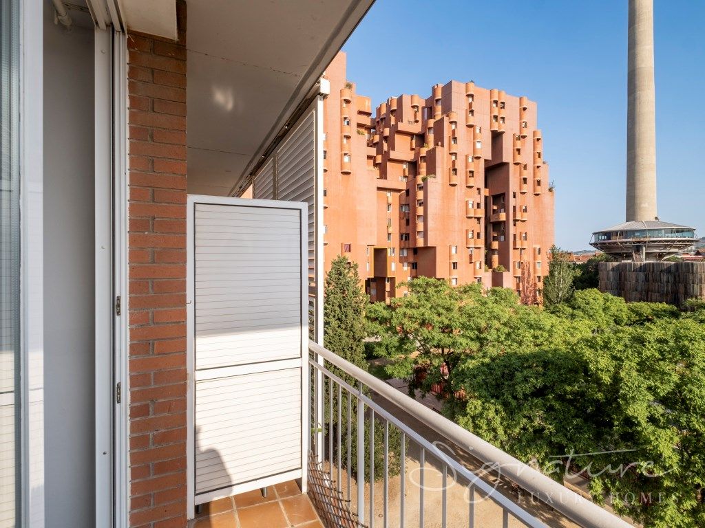 Exterior view of Flat to rent in Sant Just Desvern  with Air Conditioner, Heating and Terrace