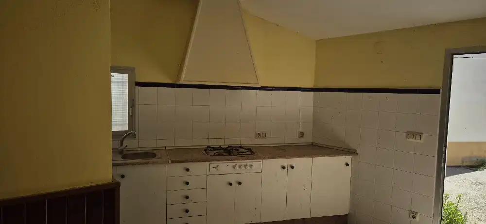 Kitchen of Houses for sale in Casas-Ibáñez