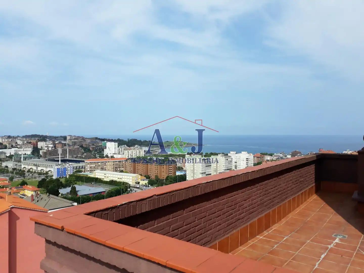 Terrasse von Wohnung zur Miete in Santander mit Heizung, Parkett und Terrasse