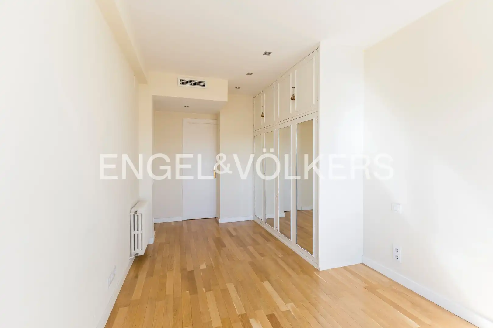 Habitación de Piso de alquiler en Madrid con Aire acondicionado, Calefacción y Parquet
