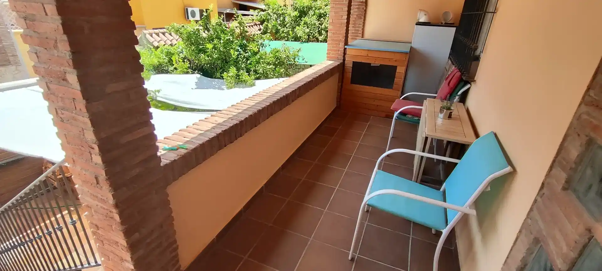 Terrassa de Casa adosada en venda en Algeciras amb Balcó