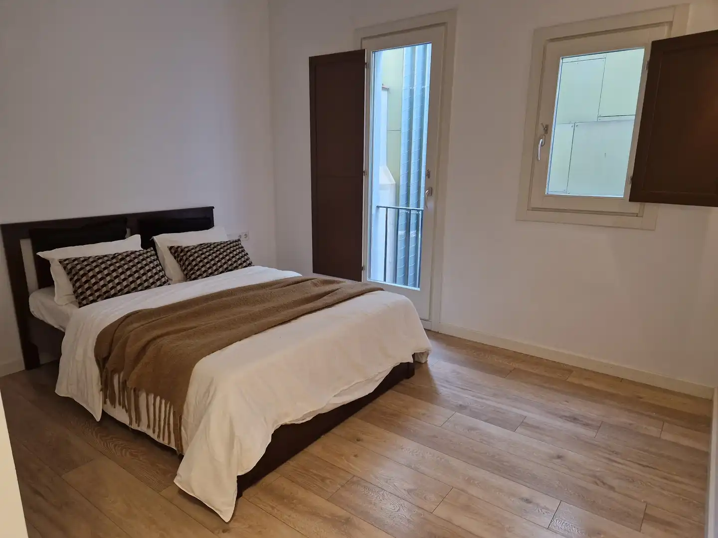 Habitación de Piso en venta en Barcelona con Aire acondicionado, Calefacción y Terraza