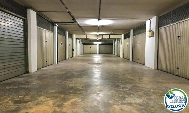 Garaje en Venta en Calle Montclar 16-18 -1, 16 en Nord