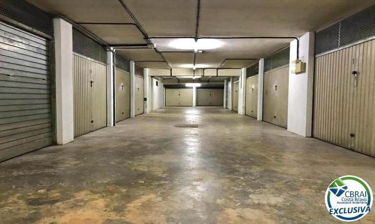 Parking of Garage for sale in Roses