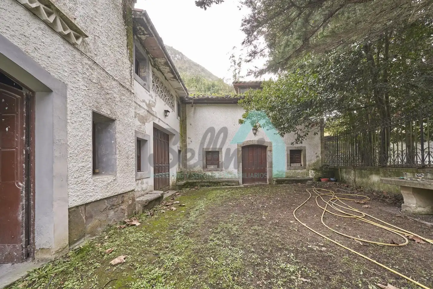 Vista exterior de Casa o chalet en venta en Oviedo  con Jardín privado, Parquet y Terraza
