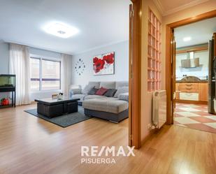 Sala d'estar de Pis en venda en Cistérniga amb Calefacció, Parquet i Terrassa