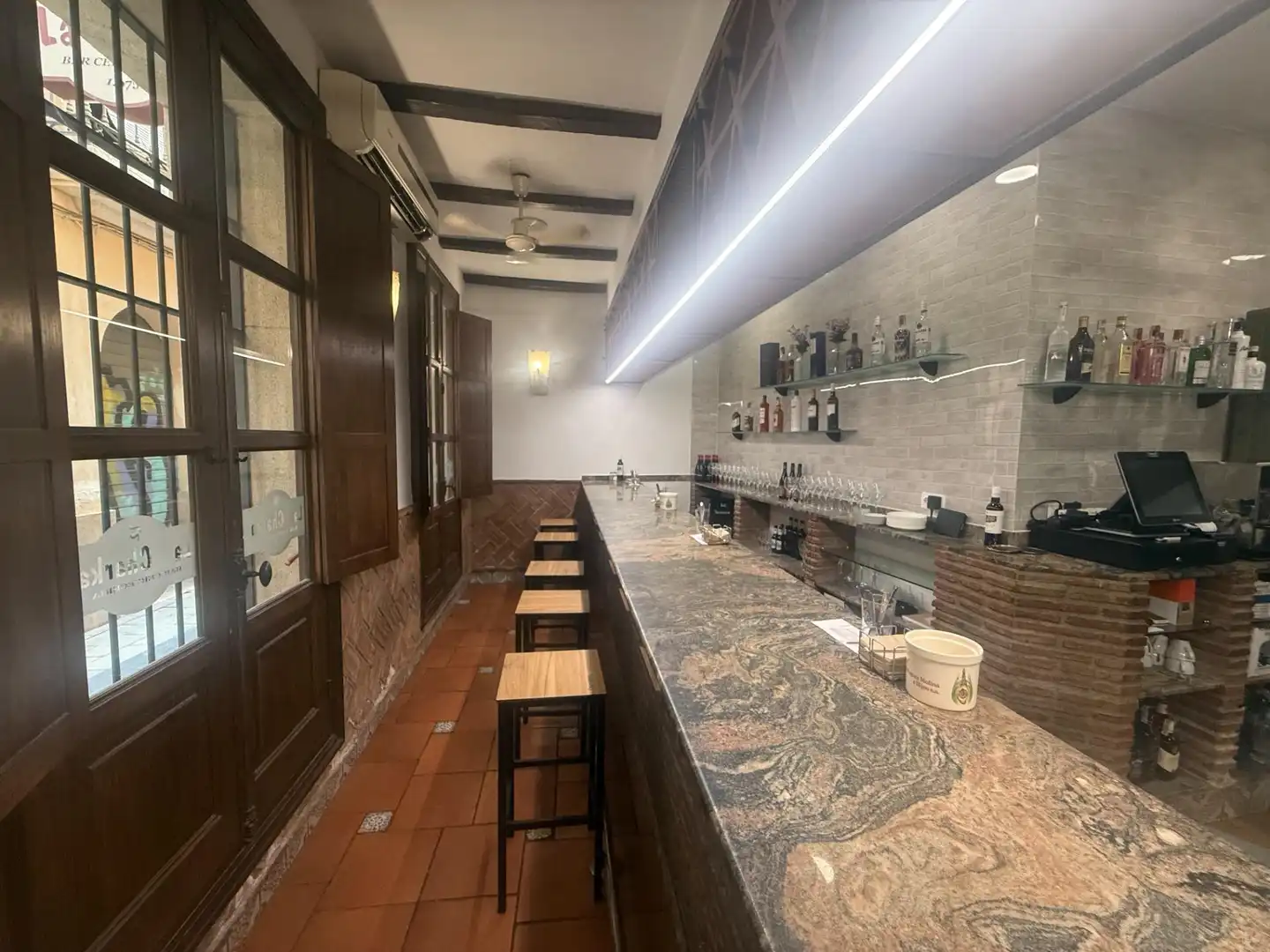Business premises for transfer in Calle Calle Trajano, imagen 5