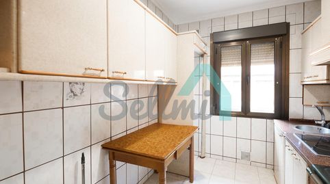 Foto 2 de Piso de alquiler en Barrio Santa Bárbara, Aller, Asturias