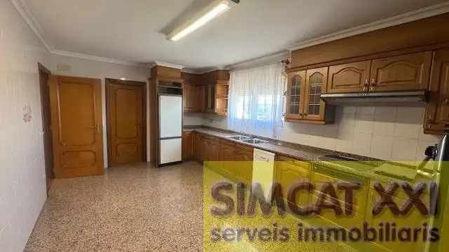 Kitchen of Houses for sale in Figueres  with Air Conditioner, Heating and Terrace