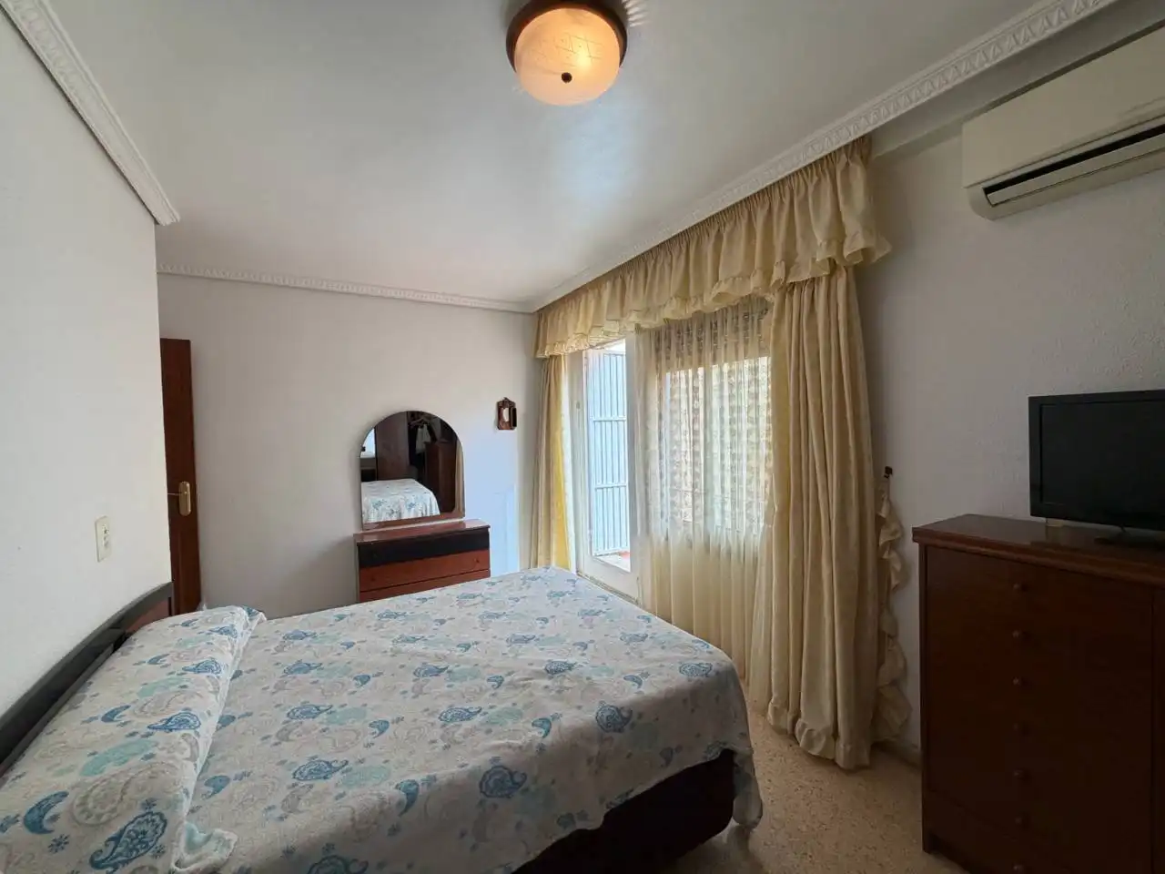 Schlafzimmer von Wohnung zum Verkauf in Onda mit Klimaanlage, Terrasse und Abstellraum