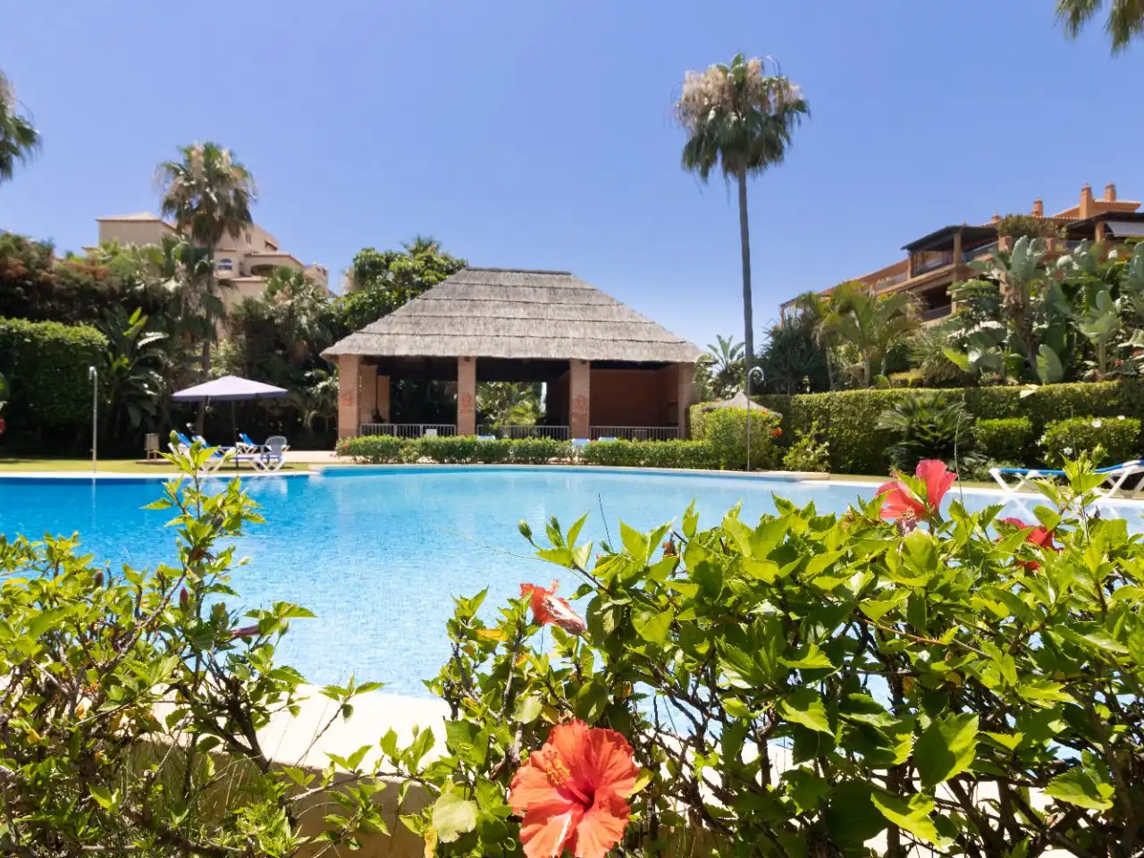 Swimming pool of Flat for sale in Estepona  with Air Conditioner, Private garden and Terrace