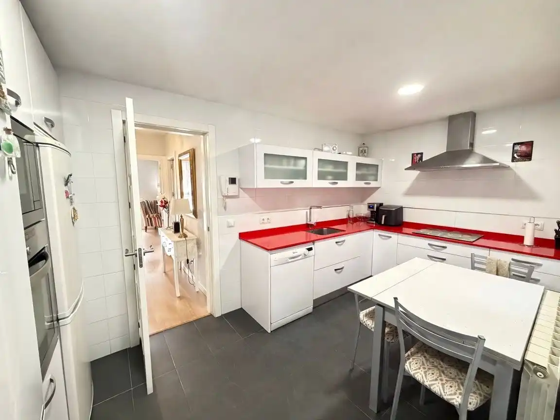 Piso con ascensor en venta en Calle de Braulio Vivas, imagen 7