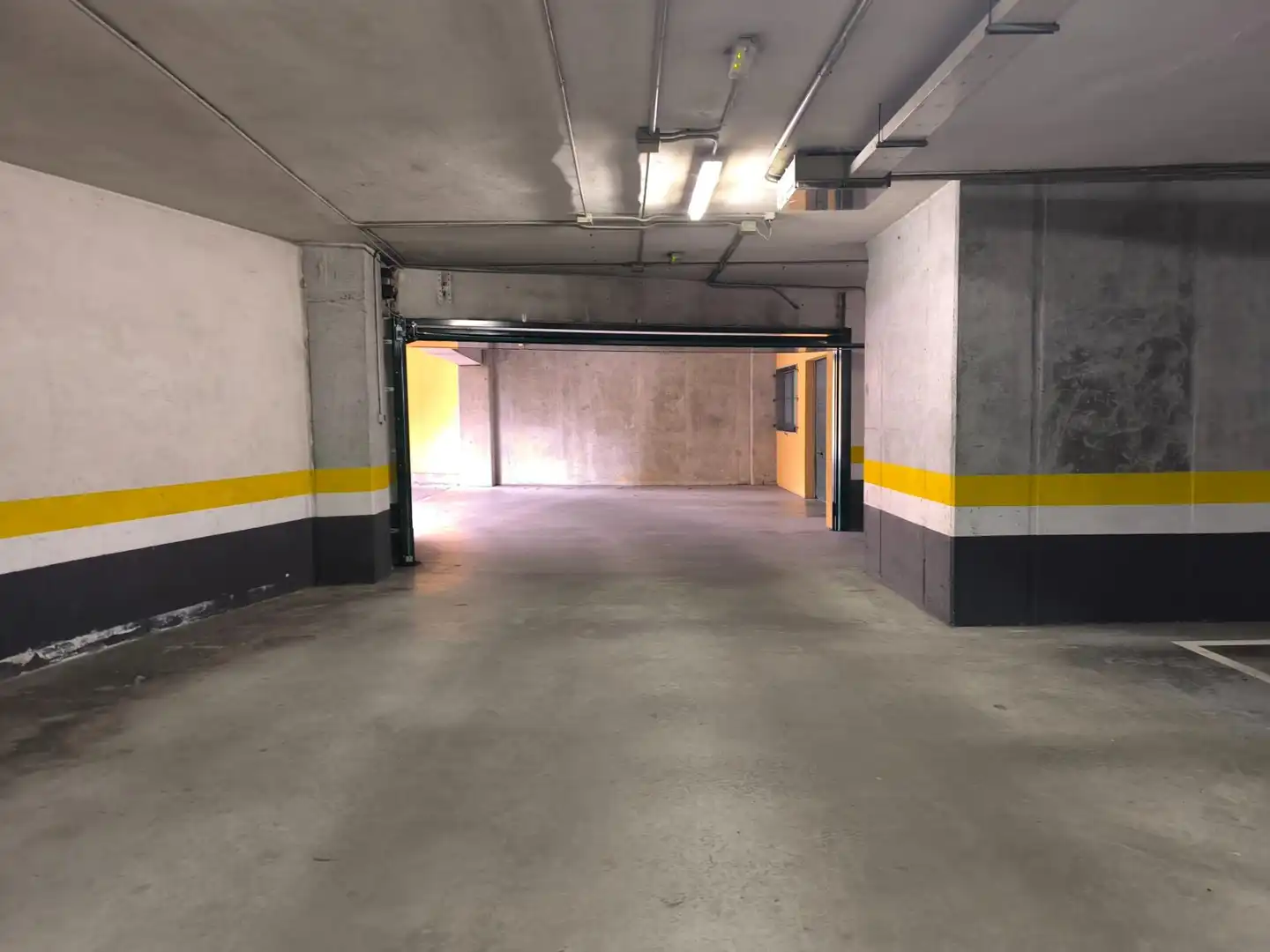 Parkplatz von Garage zum Verkauf in Santiago de Compostela 
