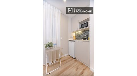 Foto 4 de Piso de alquiler en Aiora, Valencia Capital