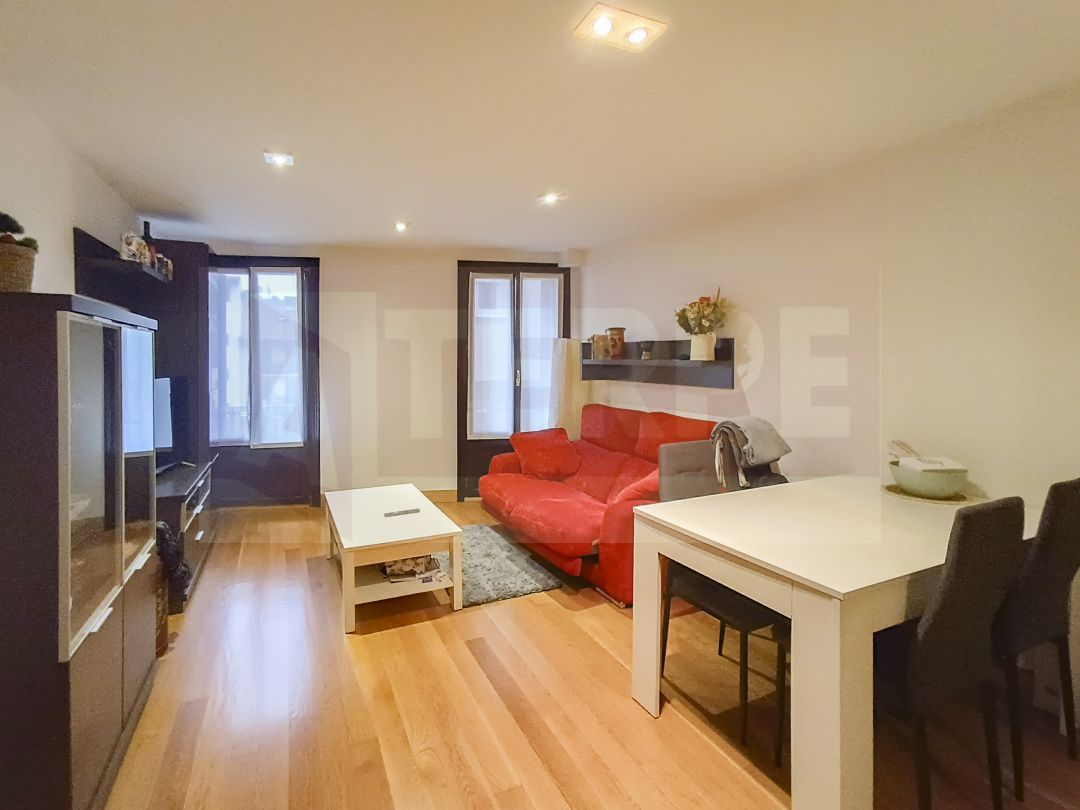 Living room of Flat for sale in Errenteria  with Heating and Balcony