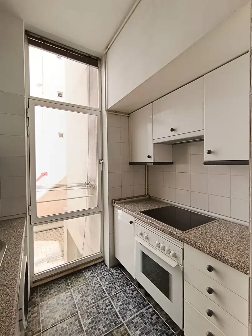 Küche von Wohnung zur Miete in Madrid mit Klimaanlage, Heizung und Parkett