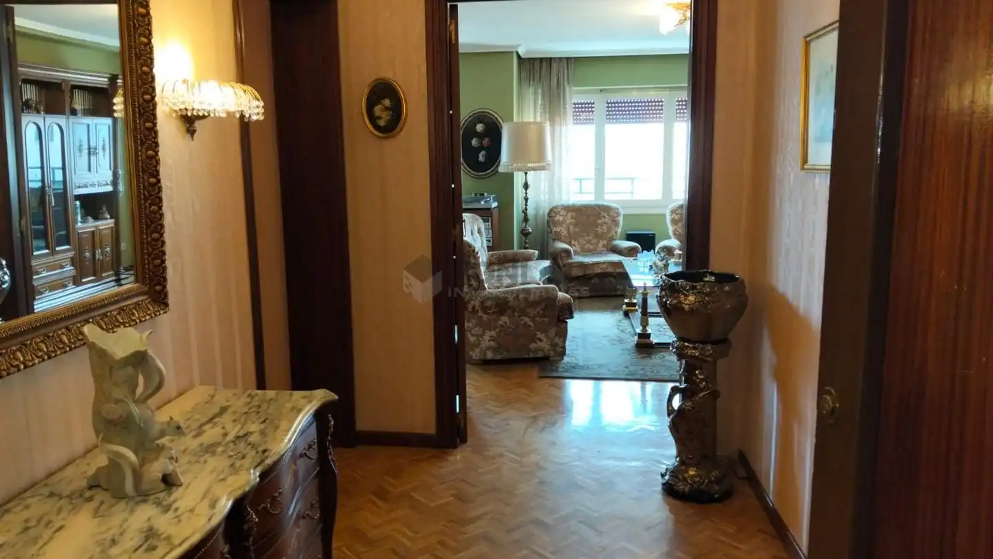 Sala de estar de Piso en venta en Teruel con Calefacción, Parquet y Amueblado