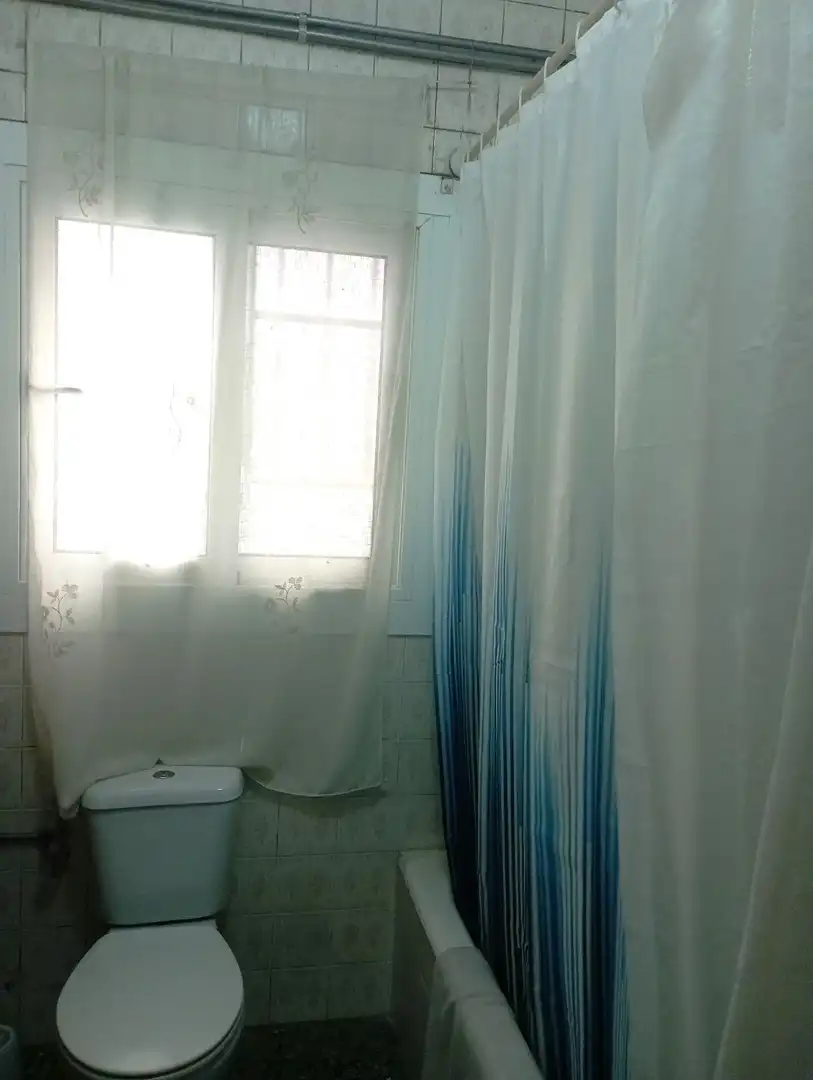 Badezimmer von Wohnung zum Verkauf in Roses mit Heizung, Terrasse und Abstellraum