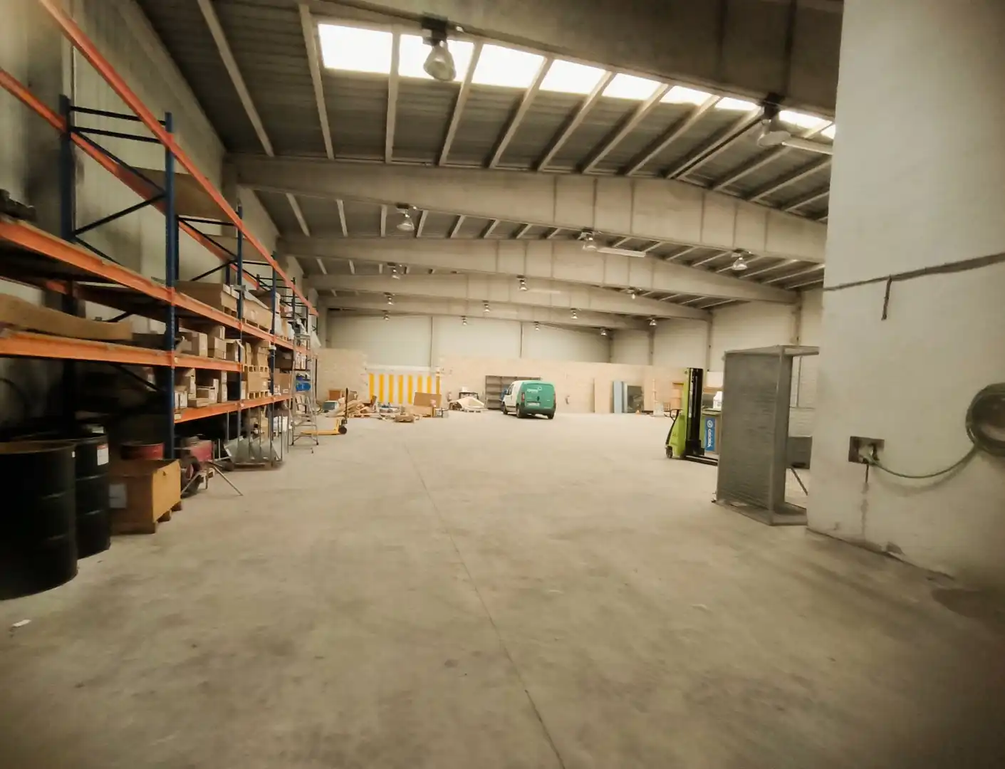 Industrial buildings for sale in Palencia  with Heating and Alarm