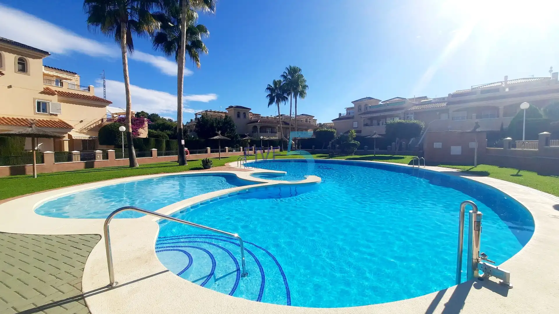 Swimming pool of Detached homes for sale in Pilar de la Horadada  with Air Conditioner, Heating and Terrace