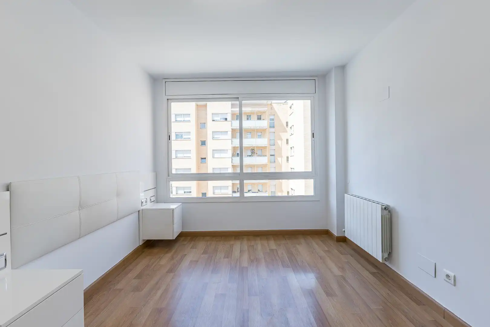 Habitación de Piso en venta en Molins de Rei con Aire acondicionado, Calefacción y Parquet