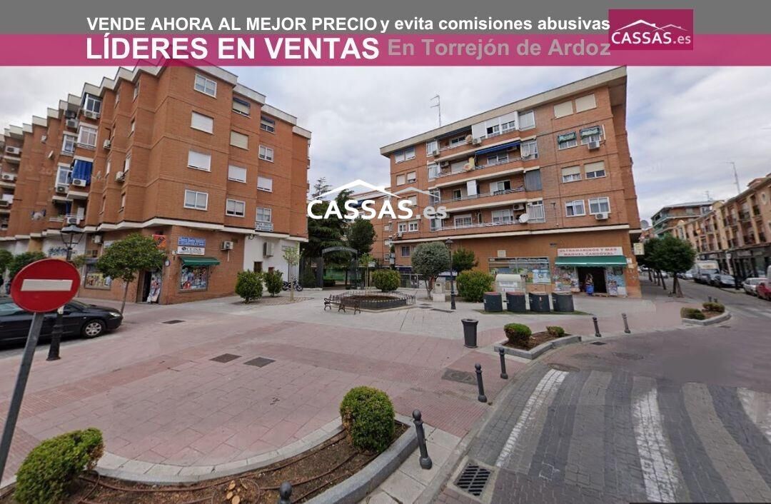 Exterior view of Flat for sale in Torrejón de Ardoz  with Air Conditioner, Heating and Terrace