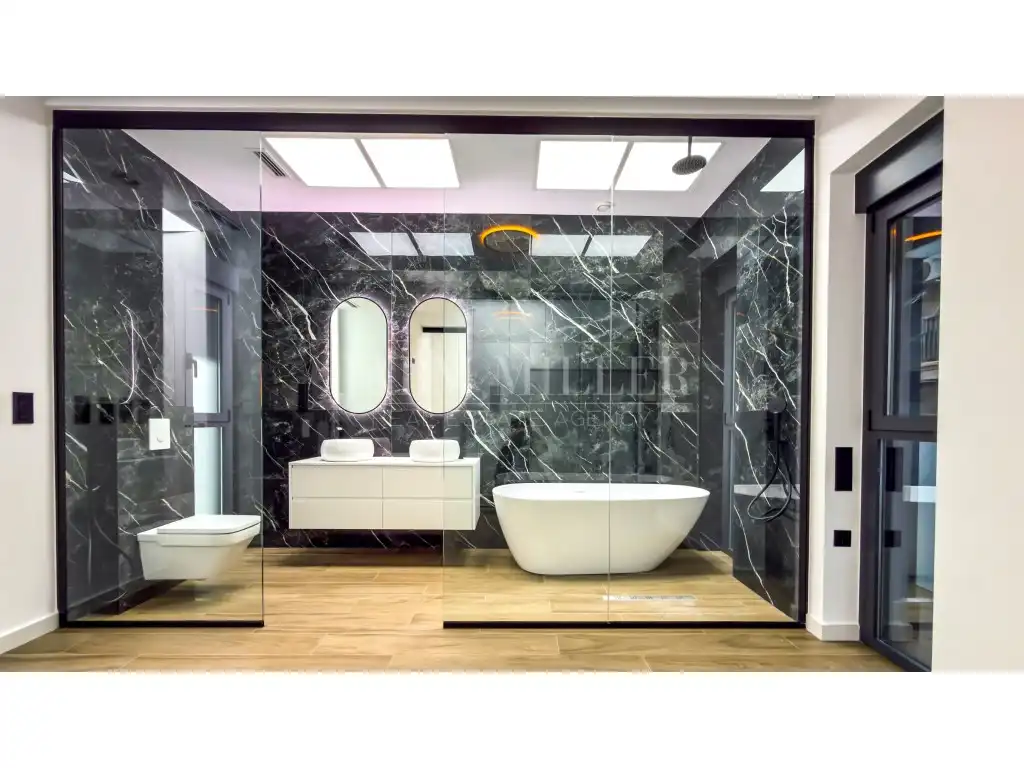 Bathroom of Attic for sale in Elche / Elx  with Air Conditioner, Heating and Terrace