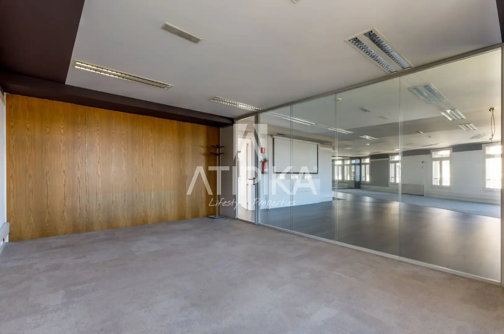 Office for rent in Eixample