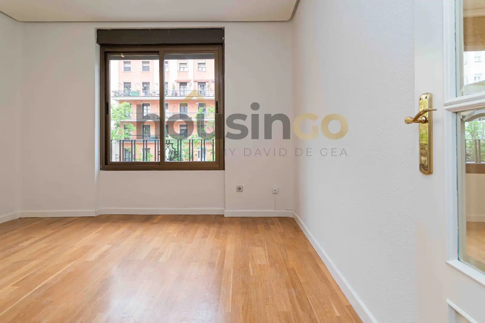 Bedroom of Flat for sale in Madrid  with Air Conditioner, Heating and Parquet flooring