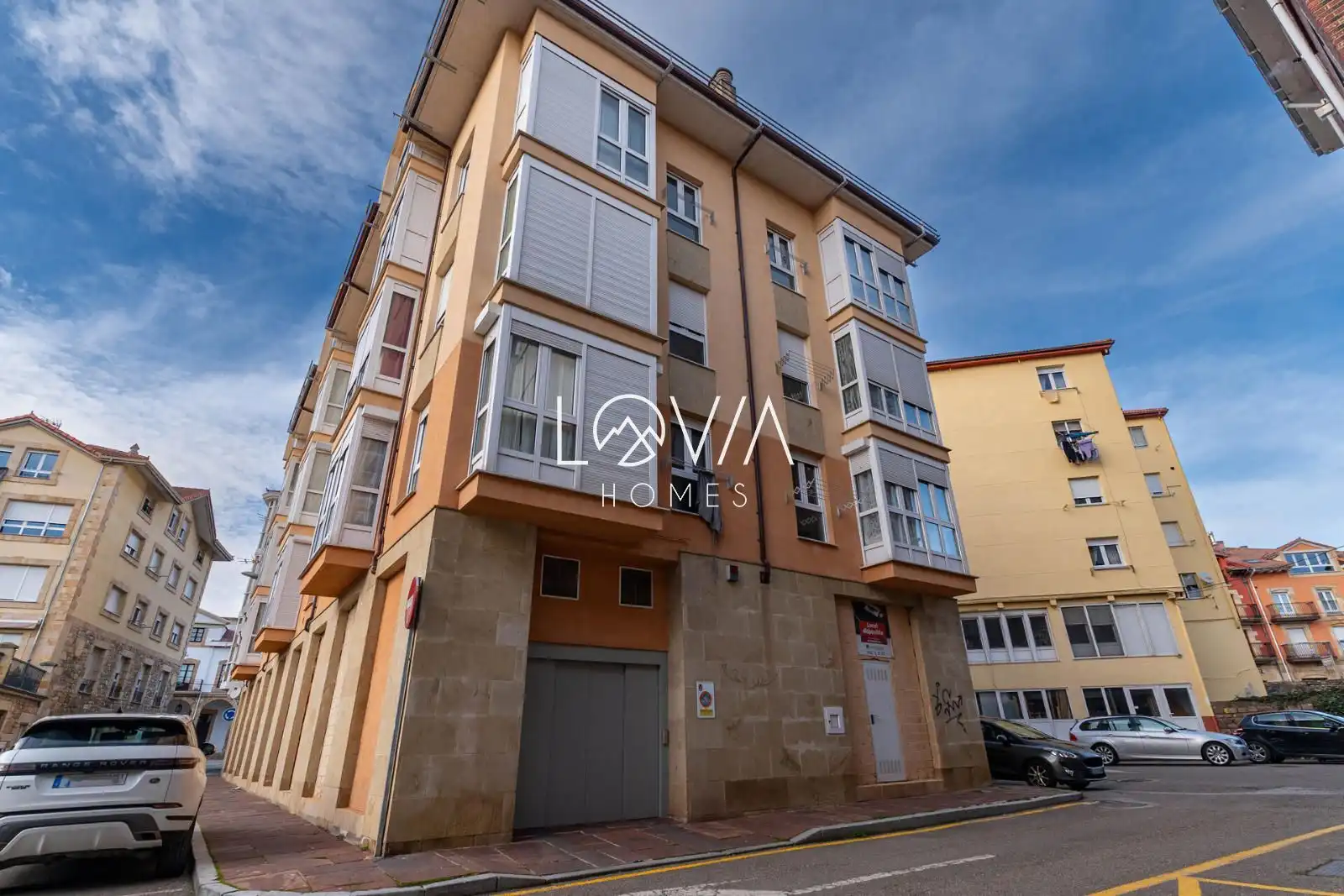 Exterior view of Garage for sale in Reinosa