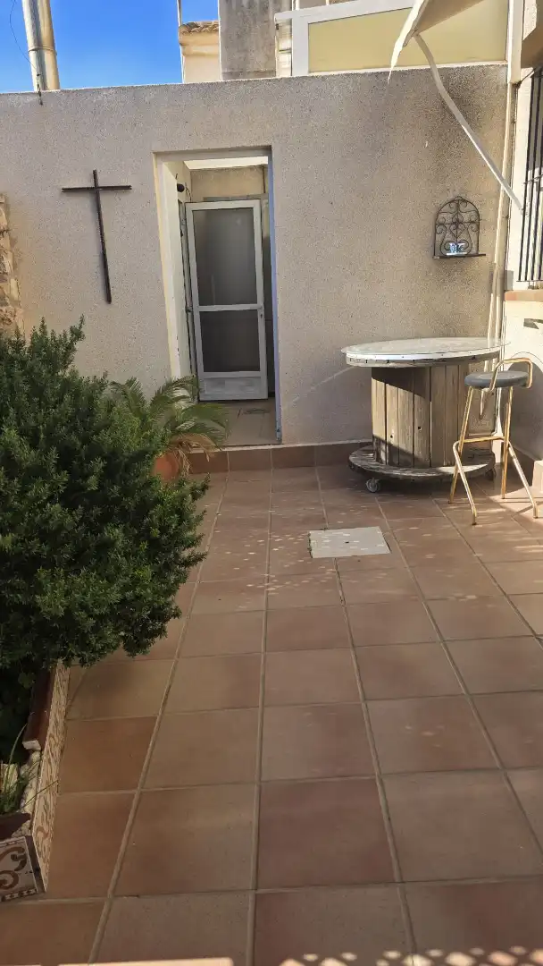 Terrasse von Einfamilien-Reihenhaus zum Verkauf in San Javier mit Klimaanlage, Heizung und Privatgarten