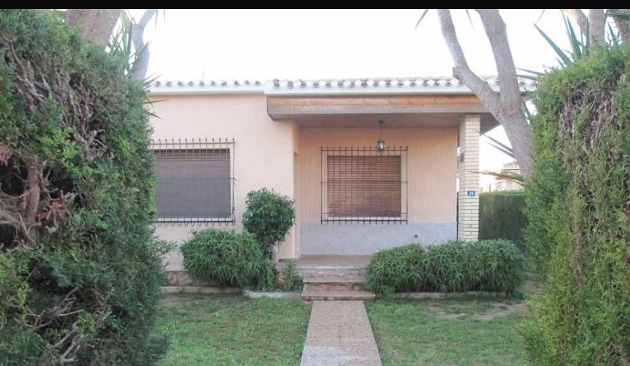 Exterior view of Houses for rent in Orihuela  with Heating, Terrace and Furnished