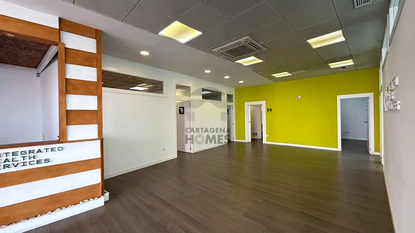 Local en venta en Cartagena con Aire acondicionado