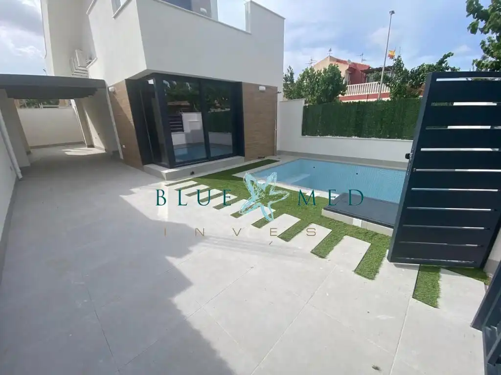 Villa avec piscine à vendre à Calle Manuel Acedo 2, imagen 2