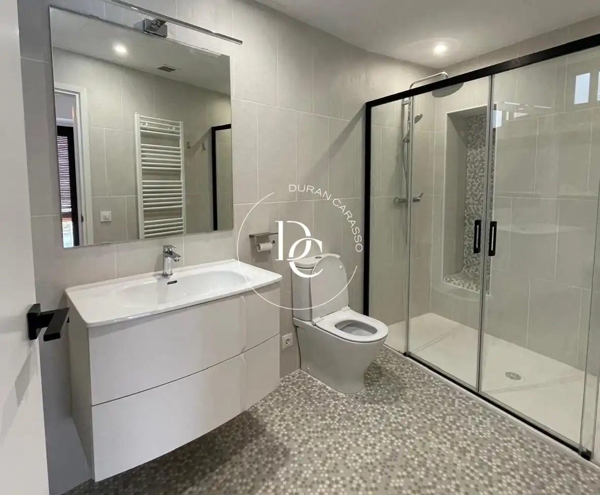 Bathroom of Houses for sale in Sant Pere de Ribes  with Air Conditioner, Heating and Storage room