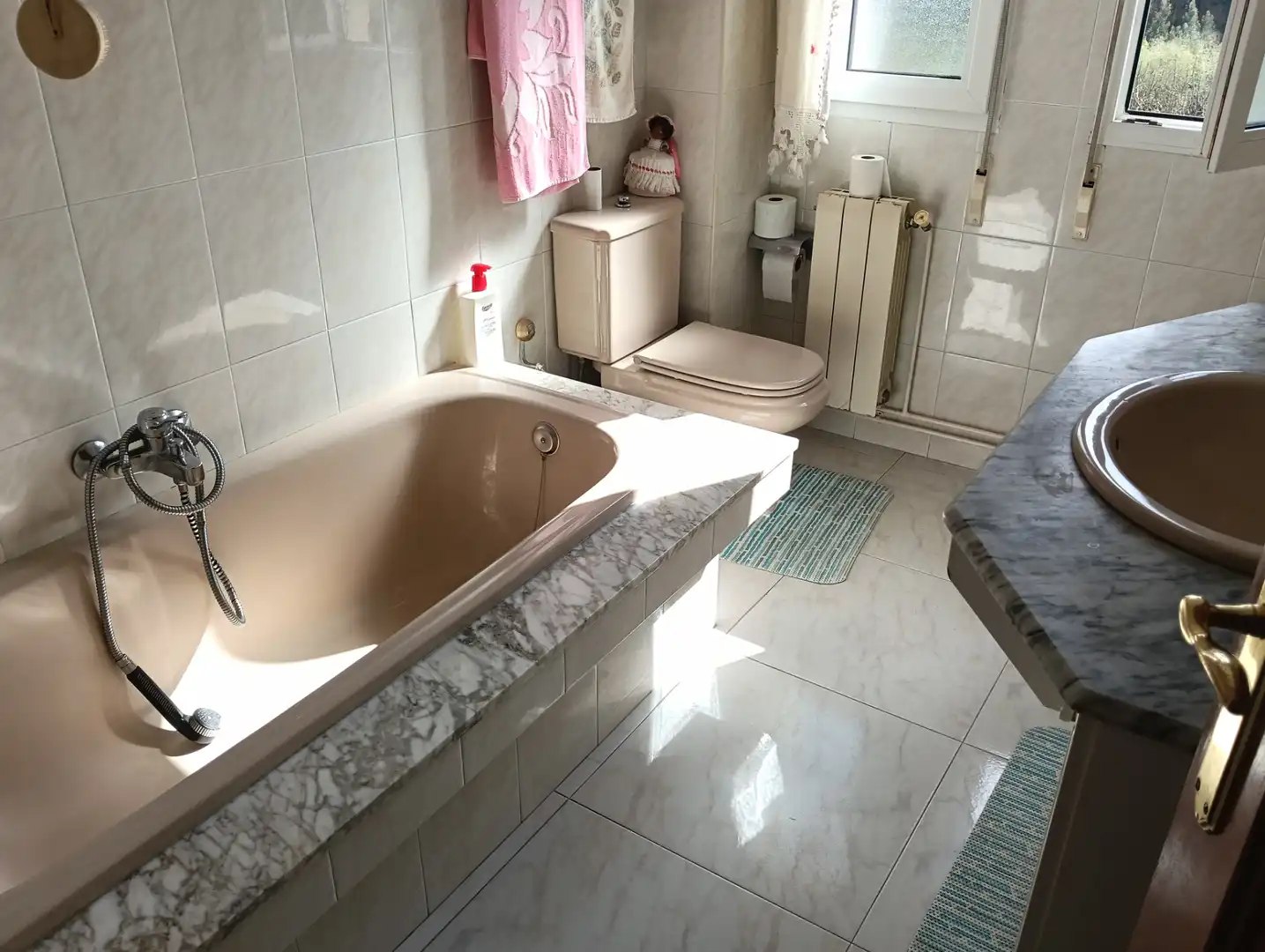 Baño de Casa o chalet en venta en Oza dos Ríos con Calefacción, Jardín privado y Terraza
