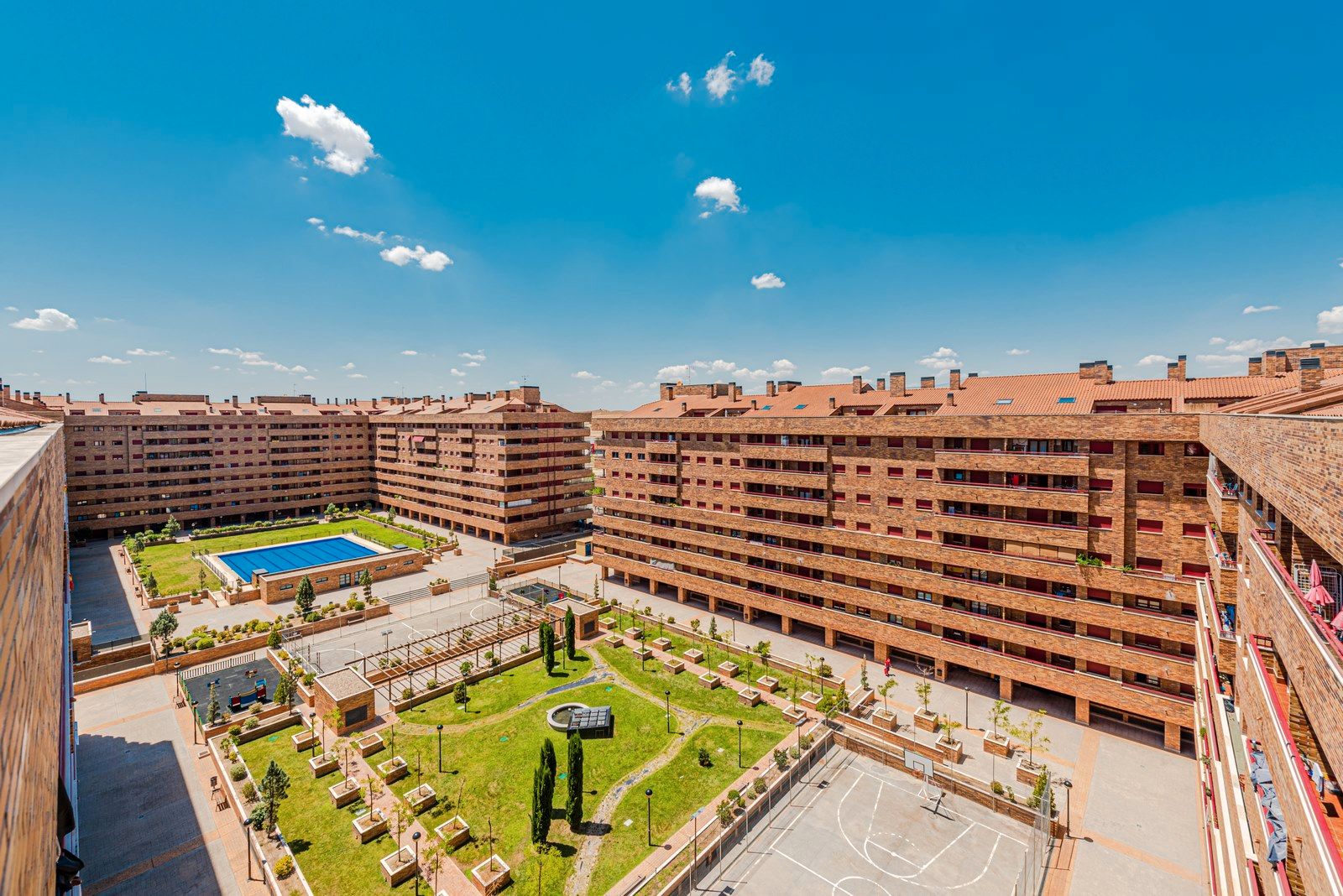 Vista exterior de Piso de alquiler en Seseña con Parquet, Terraza y Trastero