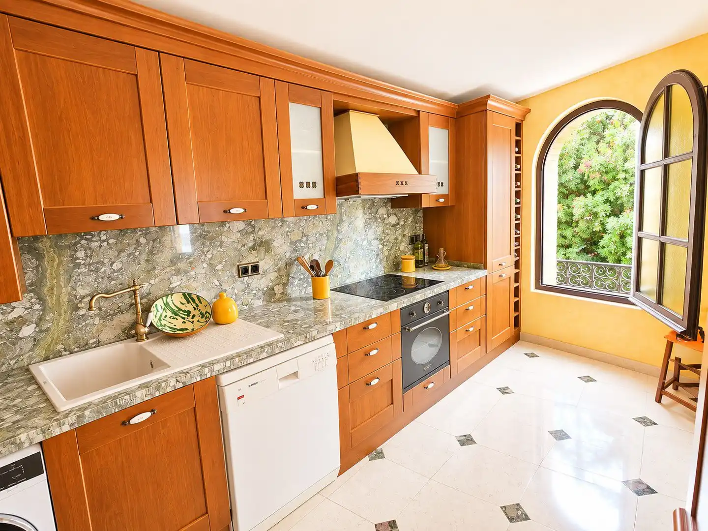 Casa con terraza en venta en Bellvei, imagen 19