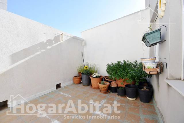 Piso en Venta en Calle Cuadra Velluter en Ciutat del Transport - La Salera