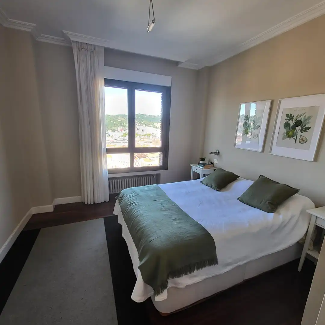 Penthouse with lift for sale in Avenida JUAN ANTONIO ZUNZUNEGUI, imagen 7