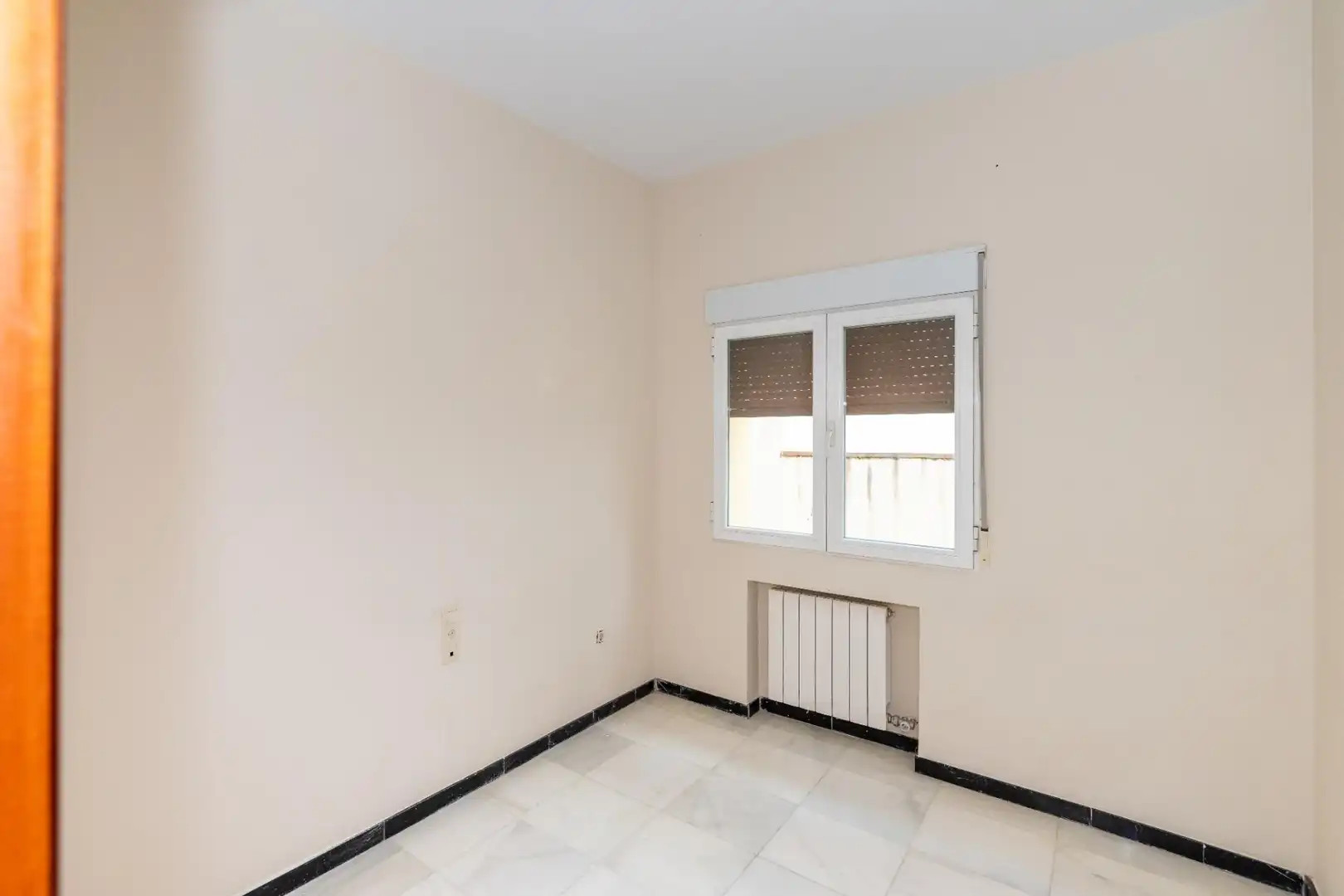 Habitación de Piso de alquiler en Granada con Aire acondicionado, Calefacción y Terraza