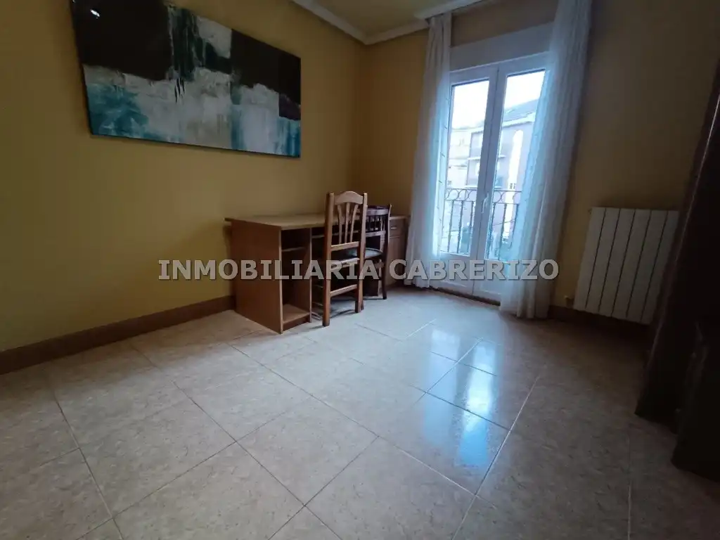 Habitación de Casa o chalet en venta en Ribafrecha con Calefacción, Parquet y Terraza
