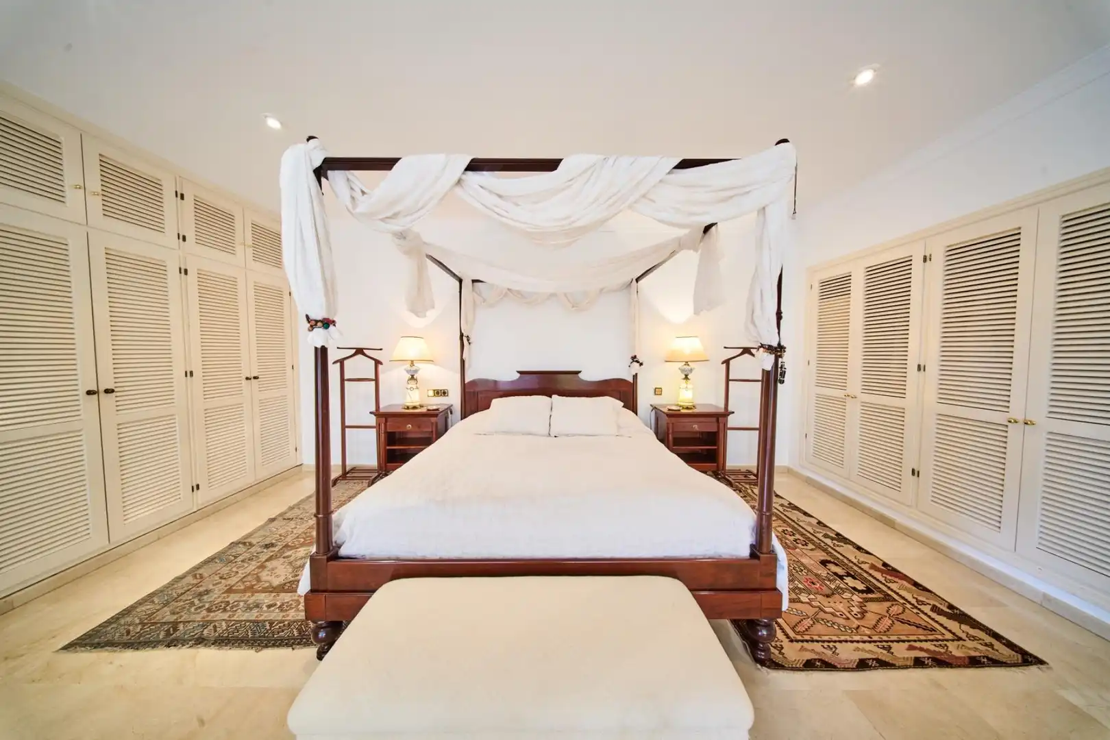 Habitación de Casa o chalet en venta en Marbella con Aire acondicionado, Calefacción y Jardín privado