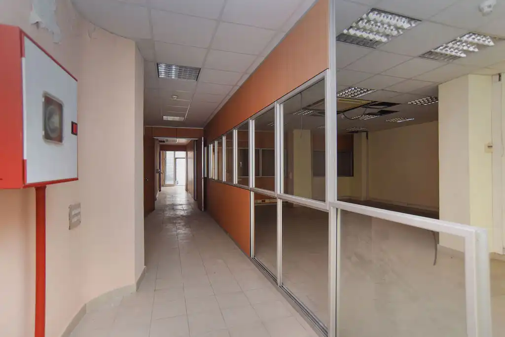 Local comercial en venta en PAU CLARIS, imagen 12